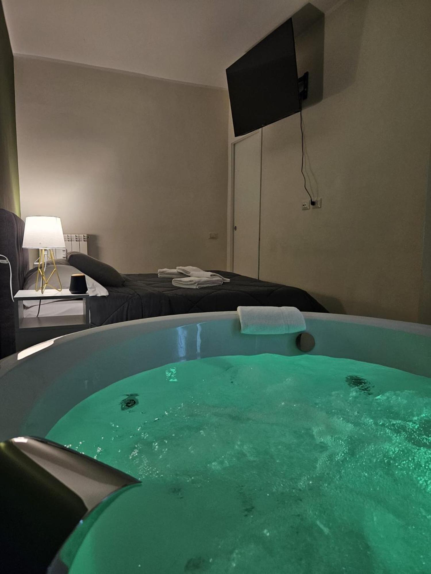 Vatican Jacuzzi House Appartement *